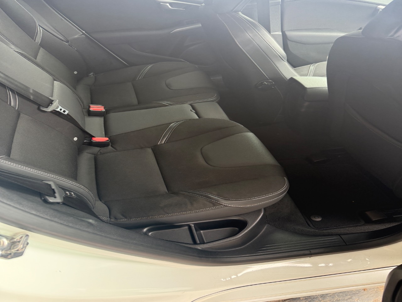 Volvo V40 thumbnail 4